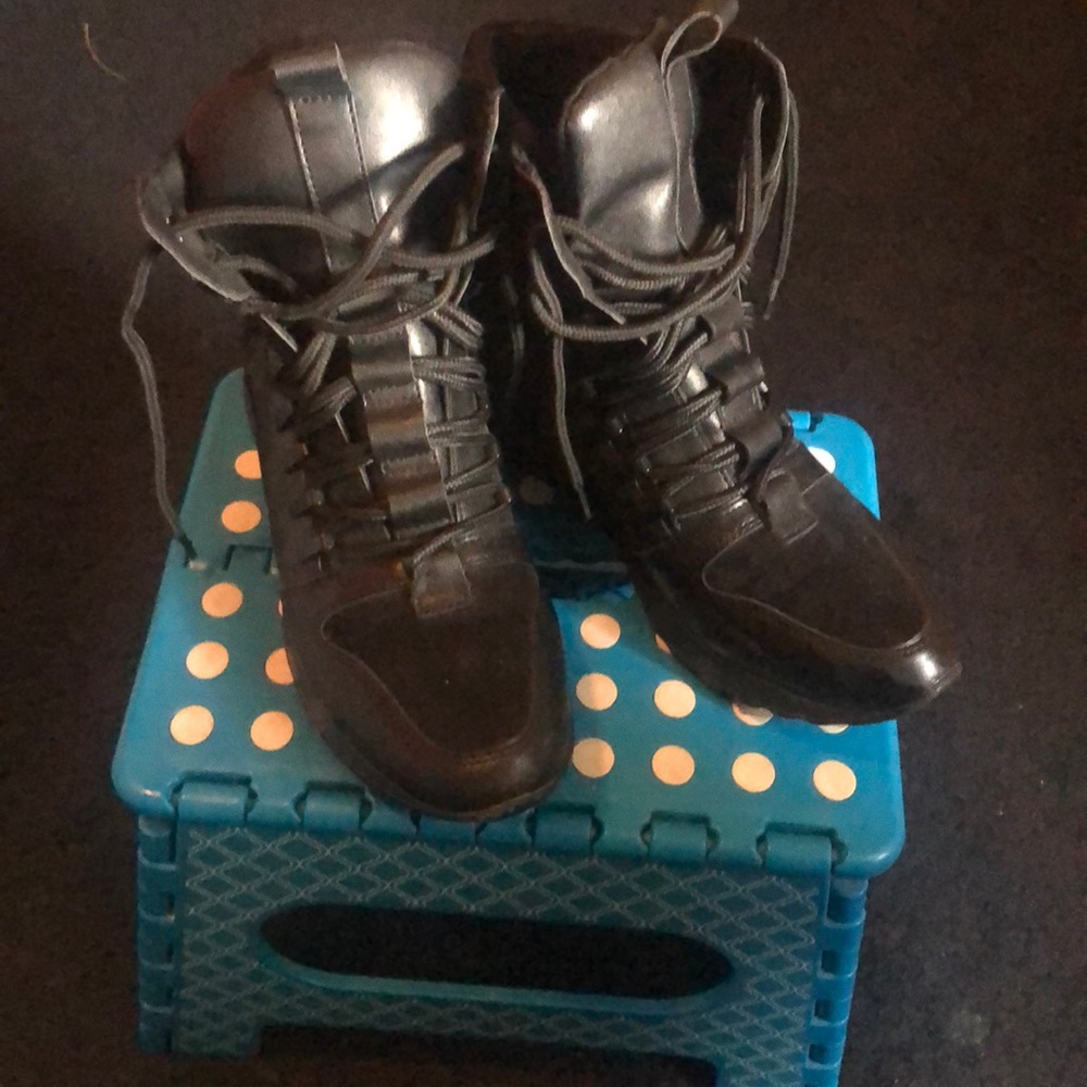 Ankle boots